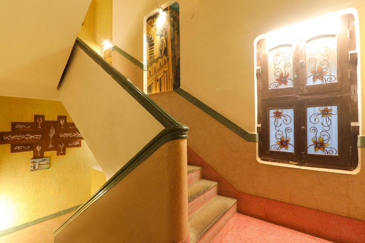 Fabhotel East View Varanasi Eksteriør billede