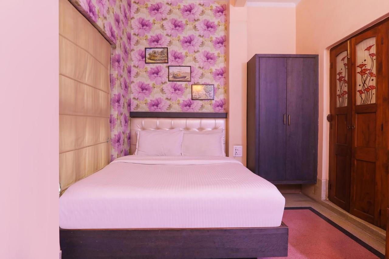 Fabhotel East View Varanasi Eksteriør billede