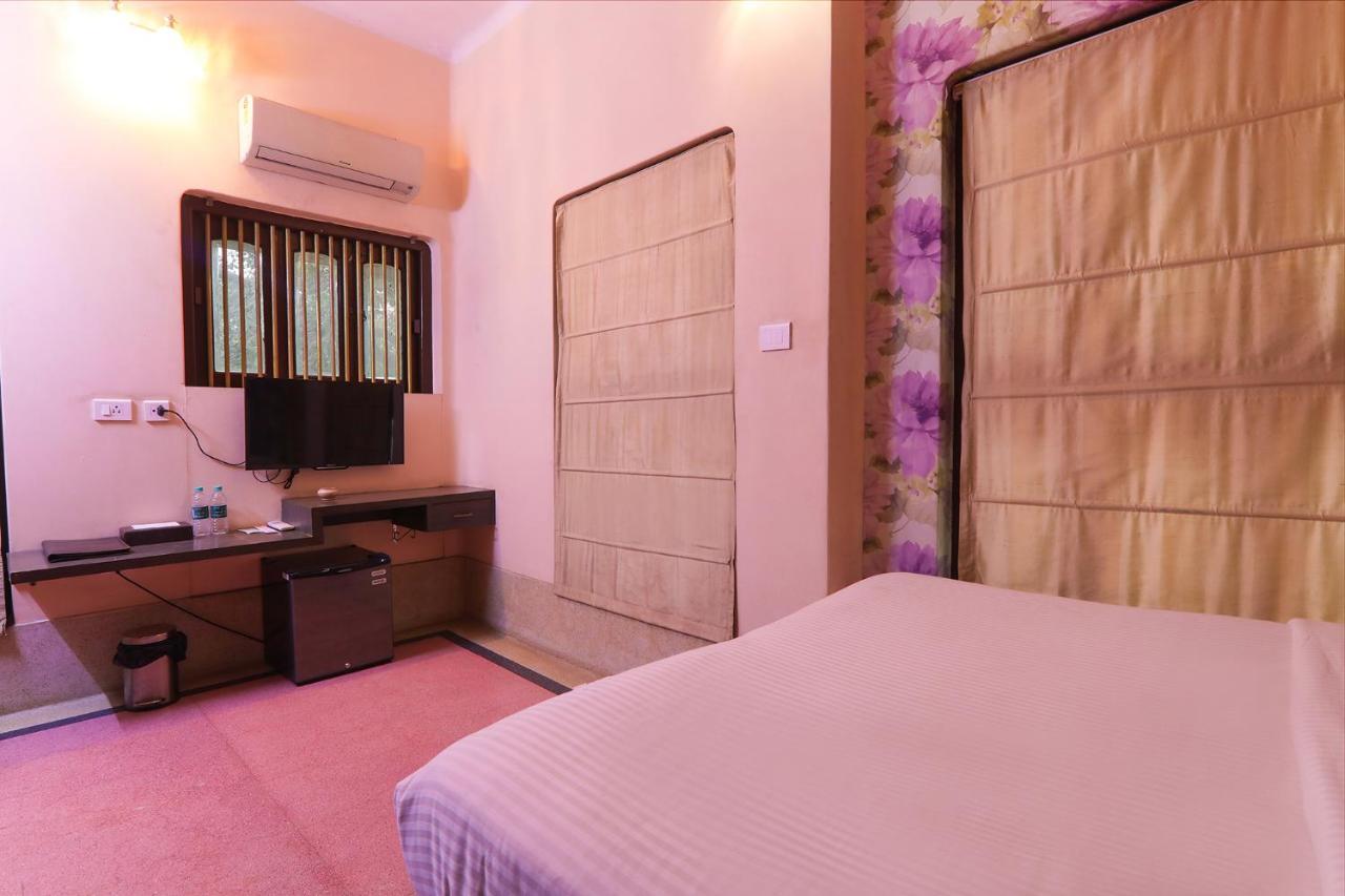 Fabhotel East View Varanasi Eksteriør billede